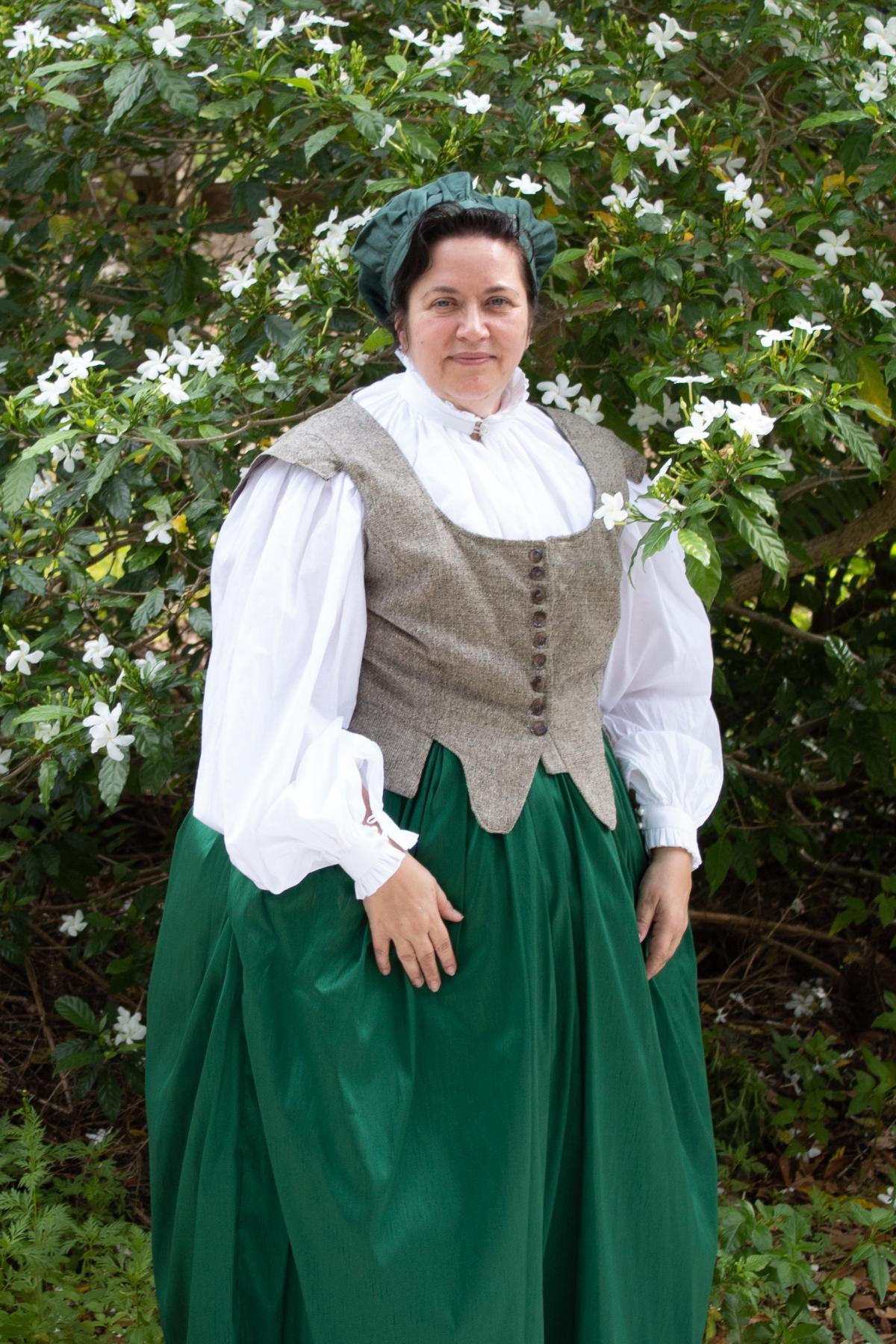 Marcea Oetting as Mary Brewster